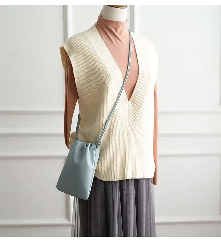 Women Handbags Female Pu Leather Shoulder Bags Luxury Large Capacity Crossbody Bags Solid Flap for Women Portable Phone Purse