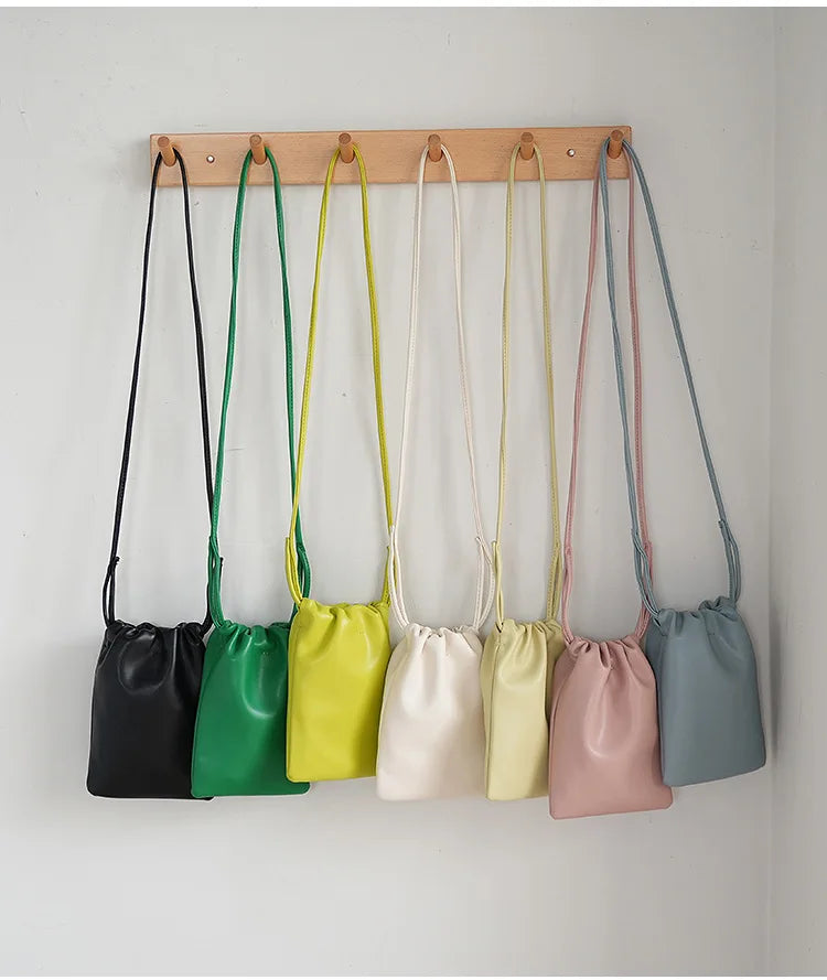 Women Handbags Female Pu Leather Shoulder Bags Luxury Large Capacity Crossbody Bags Solid Flap for Women Portable Phone Purse
